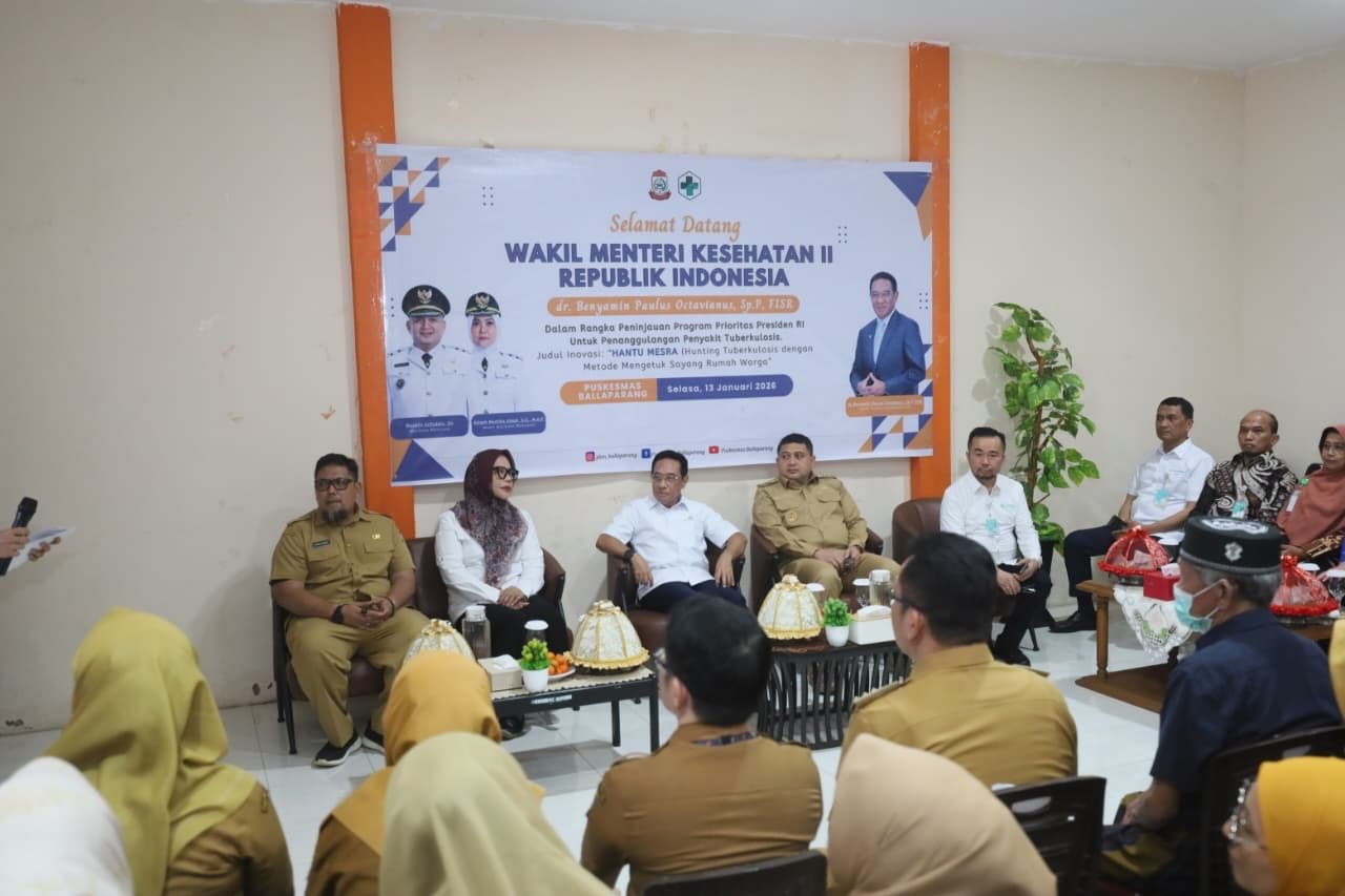 Wamenkes Republik Indonesia, dr. Benyamin Paulus Octavianus, Sp.P, FISR, Meninjau Langsung Inovasi “Hantu Mesra” Kota Makassar